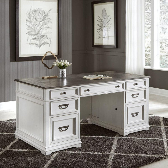 Liberty Allyson Park Jr. Executive Desk in Wirebrushed White